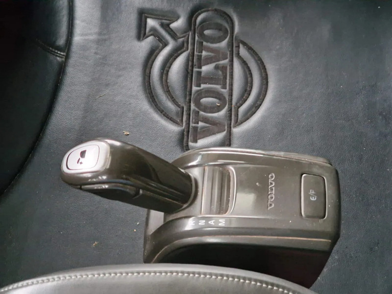 Abrollkipper Volvo FH 13.540 Globetrotter 8x4*4 - HIAB Hook 22T - Full air - Work remote: das Bild 15