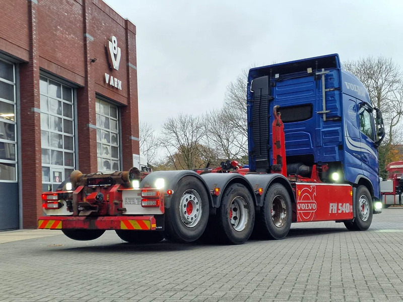 Abrollkipper Volvo FH 13.540 Globetrotter 8x4*4 - HIAB Hook 22T - Full air - Work remote: das Bild 9