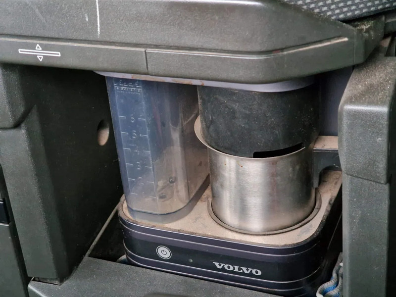 Abrollkipper Volvo FH 13.540 Globetrotter 8x4*4 - HIAB Hook 22T - Full air - Work remote: das Bild 16