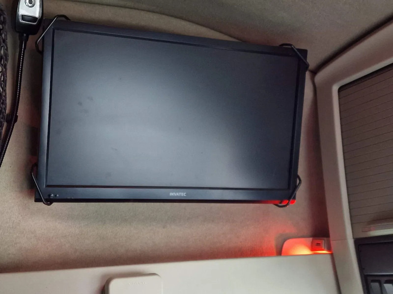 Abrollkipper Volvo FH 13.540 Globetrotter 8x4*4 - HIAB Hook 22T - Full air - Work remote: das Bild 18