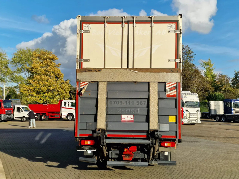 Isotherm LKW Volvo FM 13.460 Globetrotter 6x2*4 - Frigo Carrier Supra 1150 U MT - Zepro loadlift - Steering axle: das Bild 7
