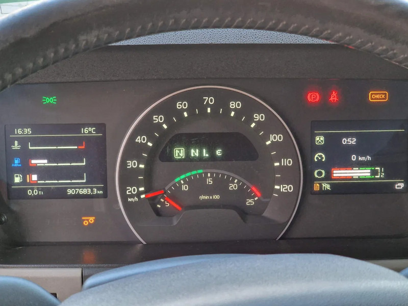 Isotherm LKW Volvo FM 13.460 Globetrotter 6x2*4 - Frigo Carrier Supra 1150 U MT - Zepro loadlift - Steering axle: das Bild 19