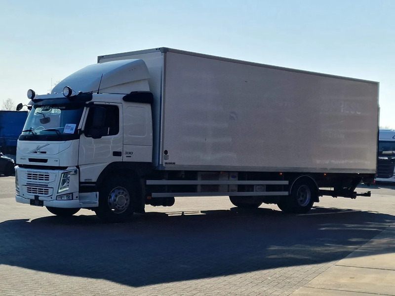 Volvo FM 330 4x2 - Carrier MT 18 Frigo - Loadlift - Full air - Sleepercab - Kühlkoffer LKW: das Bild 3 Volvo FM 330 4x2 - Carrier MT 18 Frigo - Loadlift - Full air - Sleepercab - Kühlkoffer LKW: das Bild 3