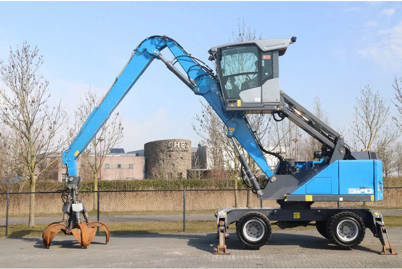 Fuchs MHL 320 | PEEL GRAB | UMSCHLAG | GOOD TIRES - Umschlagbagger: das Bild 1 Fuchs MHL 320 | PEEL GRAB | UMSCHLAG | GOOD TIRES - Umschlagbagger: das Bild 1
