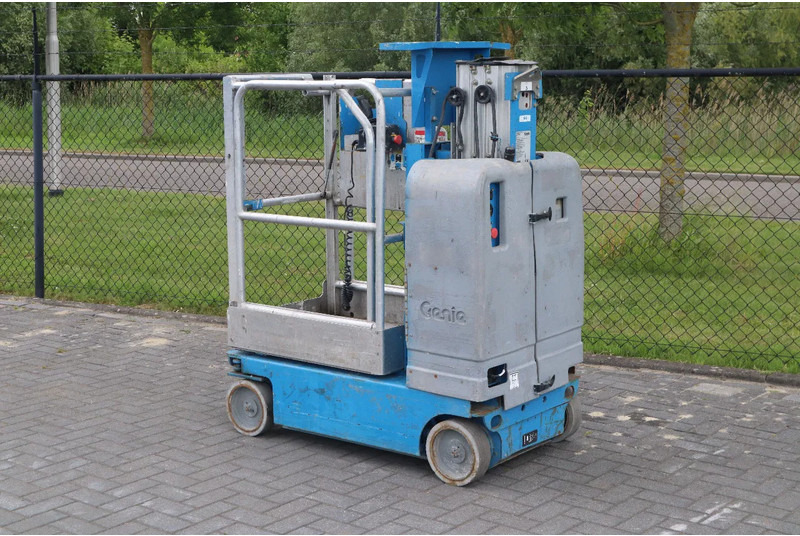 Genie GR-12 | 5.45 METER | 227 KG | MULTIPLE UNITS - Arbeitsbühne: das Bild 3 Genie GR-12 | 5.45 METER | 227 KG | MULTIPLE UNITS - Arbeitsbühne: das Bild 3