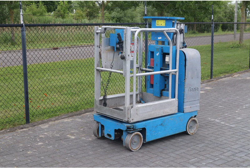 Genie GR-12 | 5.45 METER | 227 KG | MULTIPLE UNITS - Arbeitsbühne: das Bild 2 Genie GR-12 | 5.45 METER | 227 KG | MULTIPLE UNITS - Arbeitsbühne: das Bild 2