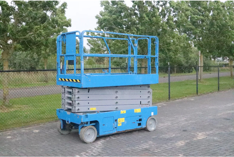 Genie GS-3246 | 12 METER | 318 KG - Scherenbühne: das Bild 3 Genie GS-3246 | 12 METER | 318 KG - Scherenbühne: das Bild 3