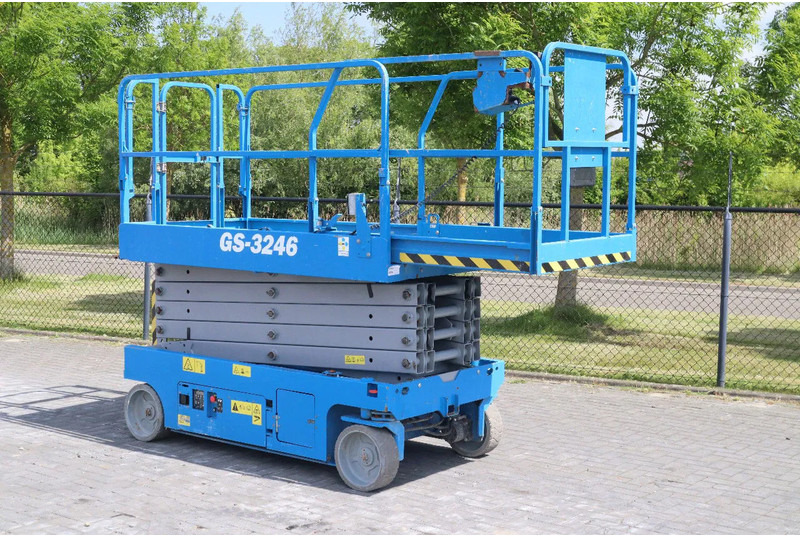 Genie GS-3246 | 12 METER | 318 KG - Scherenbühne: das Bild 5 Genie GS-3246 | 12 METER | 318 KG - Scherenbühne: das Bild 5