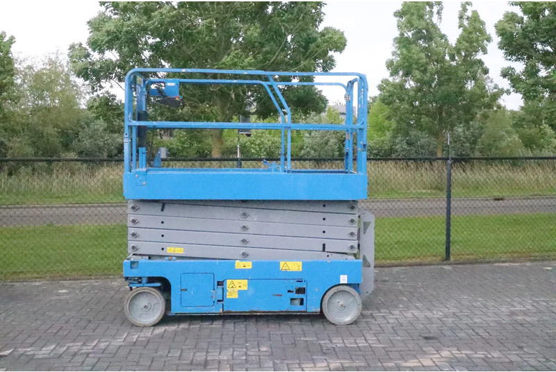 Genie GS-3246 | 12 METER | 318 KG - Scherenbühne: das Bild 1 Genie GS-3246 | 12 METER | 318 KG - Scherenbühne: das Bild 1