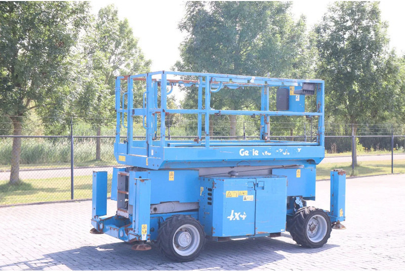 Genie GS-3369 RT | 12 METER | 454 kg - Scherenbühne: das Bild 2 Genie GS-3369 RT | 12 METER | 454 kg - Scherenbühne: das Bild 2