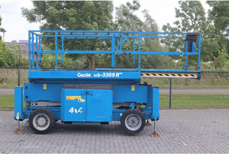 Genie GS-3369 RT | 12 METER | 454 kg - Scherenbühne: das Bild 4 Genie GS-3369 RT | 12 METER | 454 kg - Scherenbühne: das Bild 4