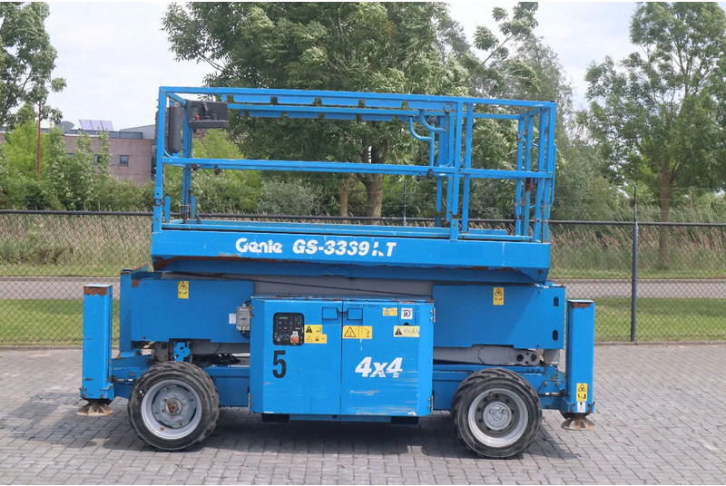 Genie GS-3369 RT | 12 METER | 454 kg - Scherenbühne: das Bild 1 Genie GS-3369 RT | 12 METER | 454 kg - Scherenbühne: das Bild 1