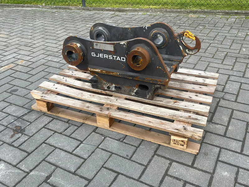 Gjerstad G60 | KM60 | S60 | HYDRAULIC QUICK COUPLER | M318F - Schnellwechsler für Baumaschine: das Bild 1 Gjerstad G60 | KM60 | S60 | HYDRAULIC QUICK COUPLER | M318F - Schnellwechsler für Baumaschine: das Bild 1