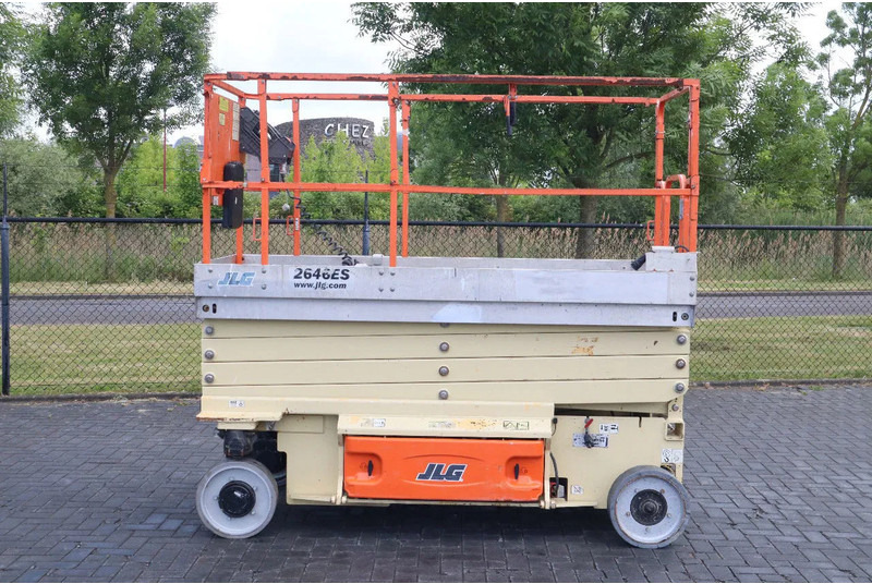 JLG 2646 ES | 10 METER | 450 KG - Scherenbühne: das Bild 1 JLG 2646 ES | 10 METER | 450 KG - Scherenbühne: das Bild 1