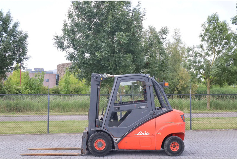 Linde H35D | SIDESHIFT + SPREADER | FREELIFT | 4.7 M - Dieselstapler: das Bild 1 Linde H35D | SIDESHIFT + SPREADER | FREELIFT | 4.7 M - Dieselstapler: das Bild 1