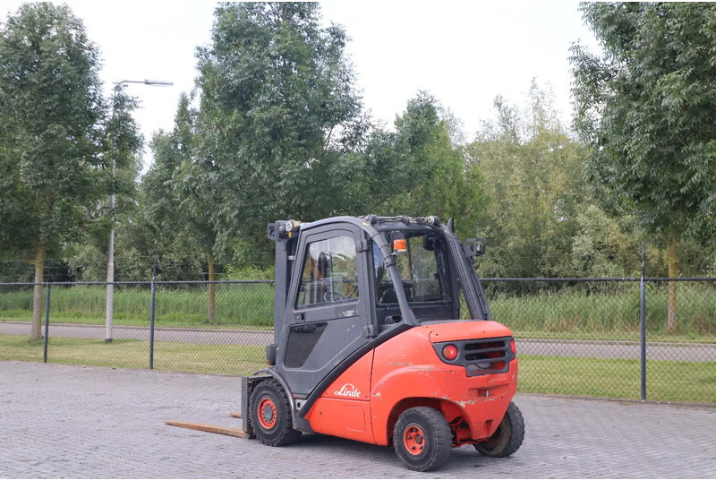 Linde H35D | SIDESHIFT + SPREADER | FREELIFT | 4.7 M - Dieselstapler: das Bild 3 Linde H35D | SIDESHIFT + SPREADER | FREELIFT | 4.7 M - Dieselstapler: das Bild 3
