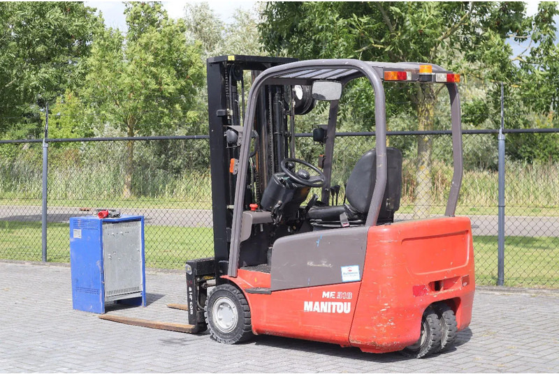 Manitou ME 318 | SIDESHIFT | FORK SPREADERS | TRIPLEX - Elektrostapler: das Bild 3 Manitou ME 318 | SIDESHIFT | FORK SPREADERS | TRIPLEX - Elektrostapler: das Bild 3