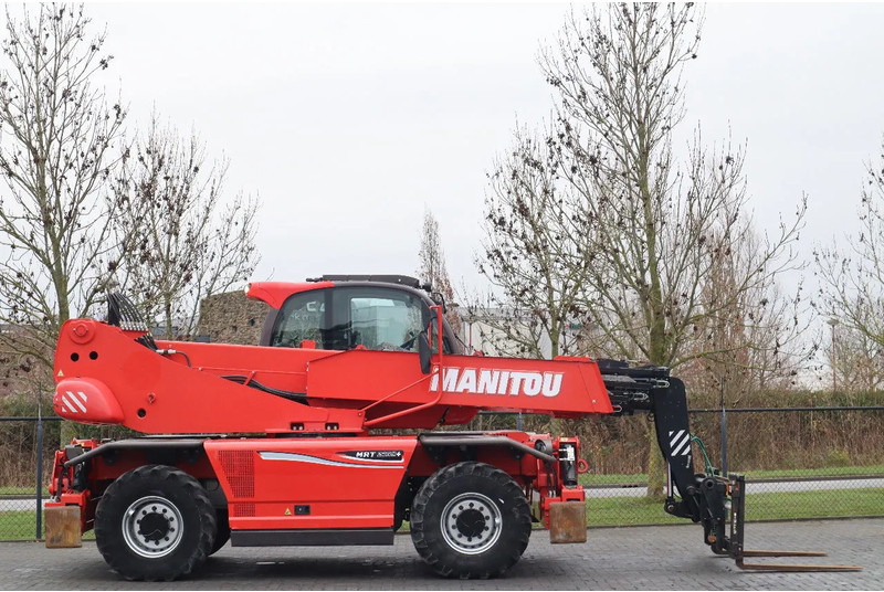 Manitou MRT 2150 + S2 PRIVILEGE | REMOTE | AIRCO | FORKS - Teleskoplader: das Bild 4 Manitou MRT 2150 + S2 PRIVILEGE | REMOTE | AIRCO | FORKS - Teleskoplader: das Bild 4