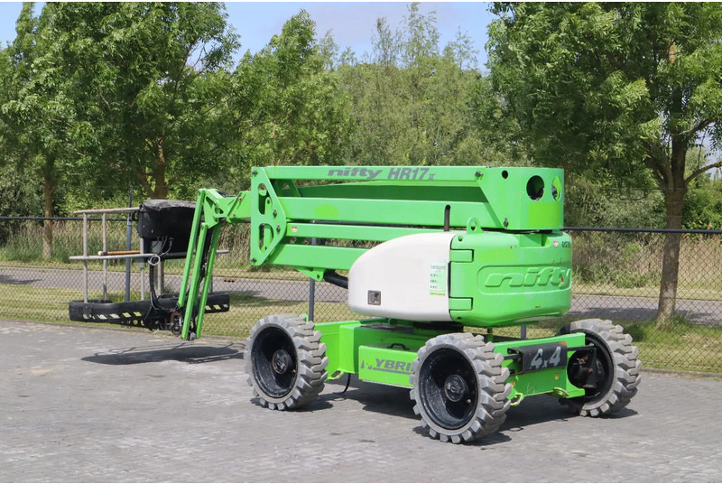 Niftylift HR17 HYBRID MKII | 17 METER | LOW HOURS - Gelenkarmbühne: das Bild 3 Niftylift HR17 HYBRID MKII | 17 METER | LOW HOURS - Gelenkarmbühne: das Bild 3