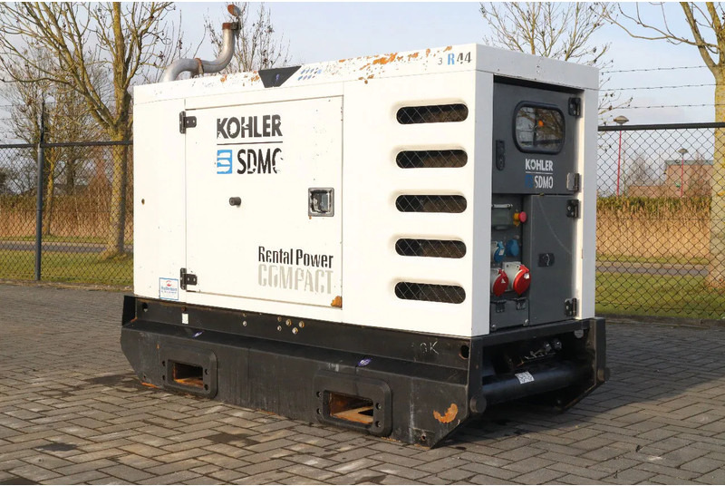 SDMO R44C3 | 44 KVA | GOOD WORKING - Stromgenerator: das Bild 2 SDMO R44C3 | 44 KVA | GOOD WORKING - Stromgenerator: das Bild 2