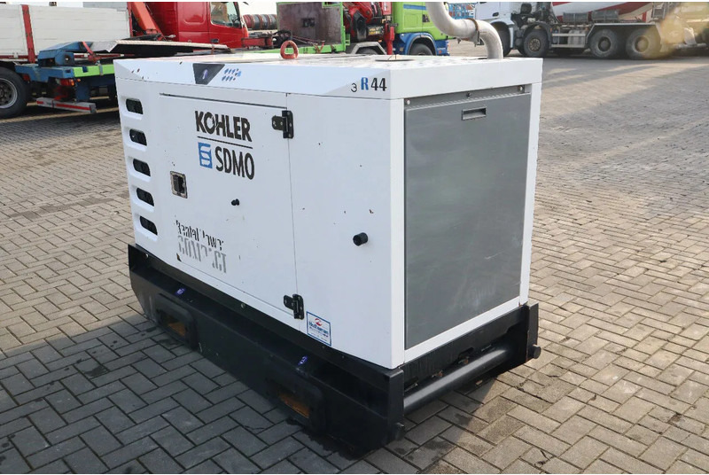 SDMO R44C3 | 44 KVA | GOOD WORKING - Stromgenerator: das Bild 4 SDMO R44C3 | 44 KVA | GOOD WORKING - Stromgenerator: das Bild 4