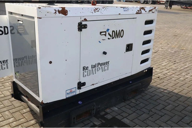SDMO R44C3 | 44 KVA | GOOD WORKING - Stromgenerator: das Bild 5 SDMO R44C3 | 44 KVA | GOOD WORKING - Stromgenerator: das Bild 5