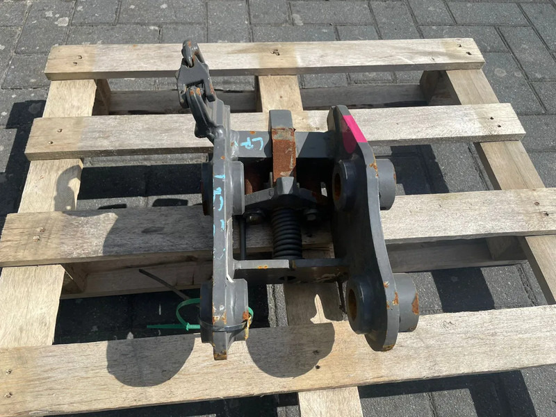 SMP S60 | HALF-AUTO QUICK COUPLER | SNELWISSEL | VOLVO EC18 - Abbruchschere für Baumaschine: das Bild 4 SMP S60 | HALF-AUTO QUICK COUPLER | SNELWISSEL | VOLVO EC18 - Abbruchschere für Baumaschine: das Bild 4