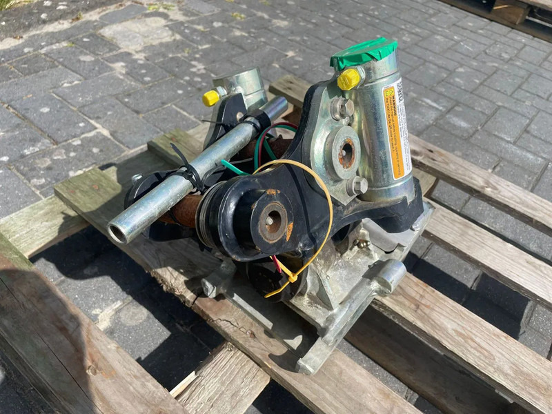 STEELWRIST TMX S30 -180HA | TILT QUICKCOUPLER | TILTING COUPLER | NEW - Tiltrotator für Baumaschine: das Bild 3 STEELWRIST TMX S30 -180HA | TILT QUICKCOUPLER | TILTING COUPLER | NEW - Tiltrotator für Baumaschine: das Bild 3