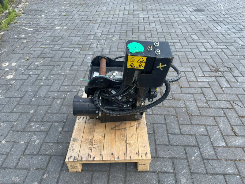 STEELWRIST X06 S40 | TILT ROTATOR | VLS | FPL | RF | NEW / UNUSED - Tiltrotator für Baumaschine: das Bild 4 STEELWRIST X06 S40 | TILT ROTATOR | VLS | FPL | RF | NEW / UNUSED - Tiltrotator für Baumaschine: das Bild 4