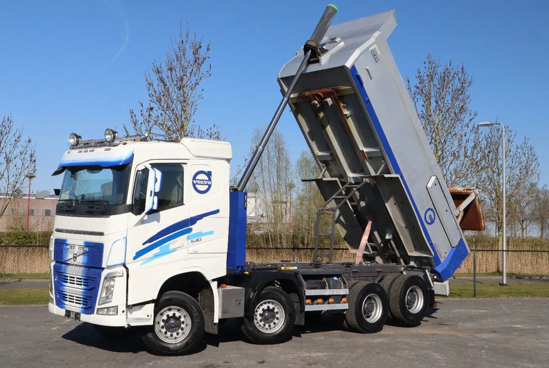 Volvo FH 540 | 8X4 | TANDEMLIFT | RETARDER | BIG AXLES | EURO 6 - Kipper: das Bild 1 Volvo FH 540 | 8X4 | TANDEMLIFT | RETARDER | BIG AXLES | EURO 6 - Kipper: das Bild 1