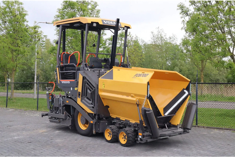 Volvo P2870 D ABG | ASPHALT PAVER | NEW / UNUSED | BOMAG BF300 - Asphalttechnik: das Bild 5 Volvo P2870 D ABG | ASPHALT PAVER | NEW / UNUSED | BOMAG BF300 - Asphalttechnik: das Bild 5