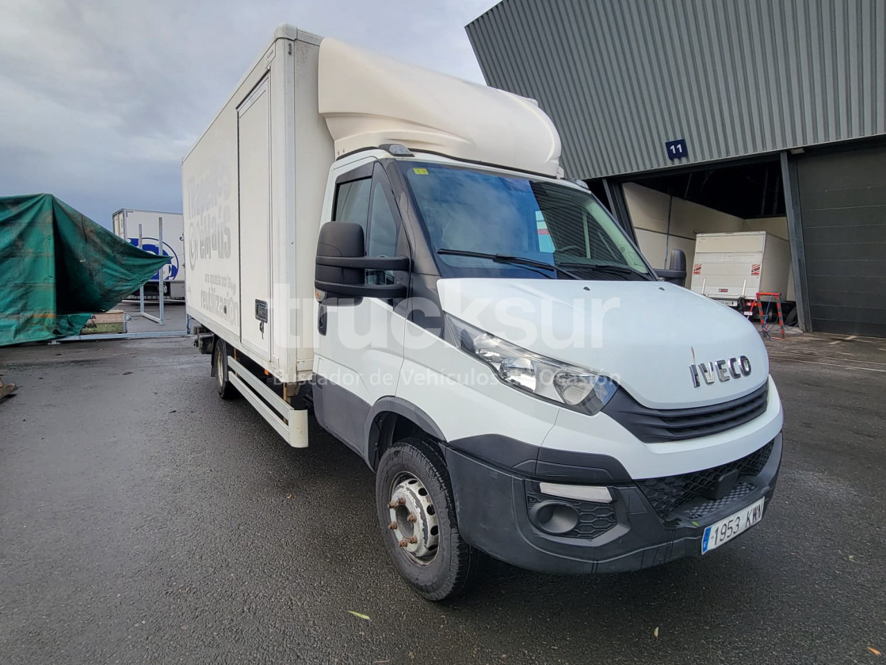 IVECO 72C18 P/E - Koffer LKW: das Bild 1 IVECO 72C18 P/E - Koffer LKW: das Bild 1