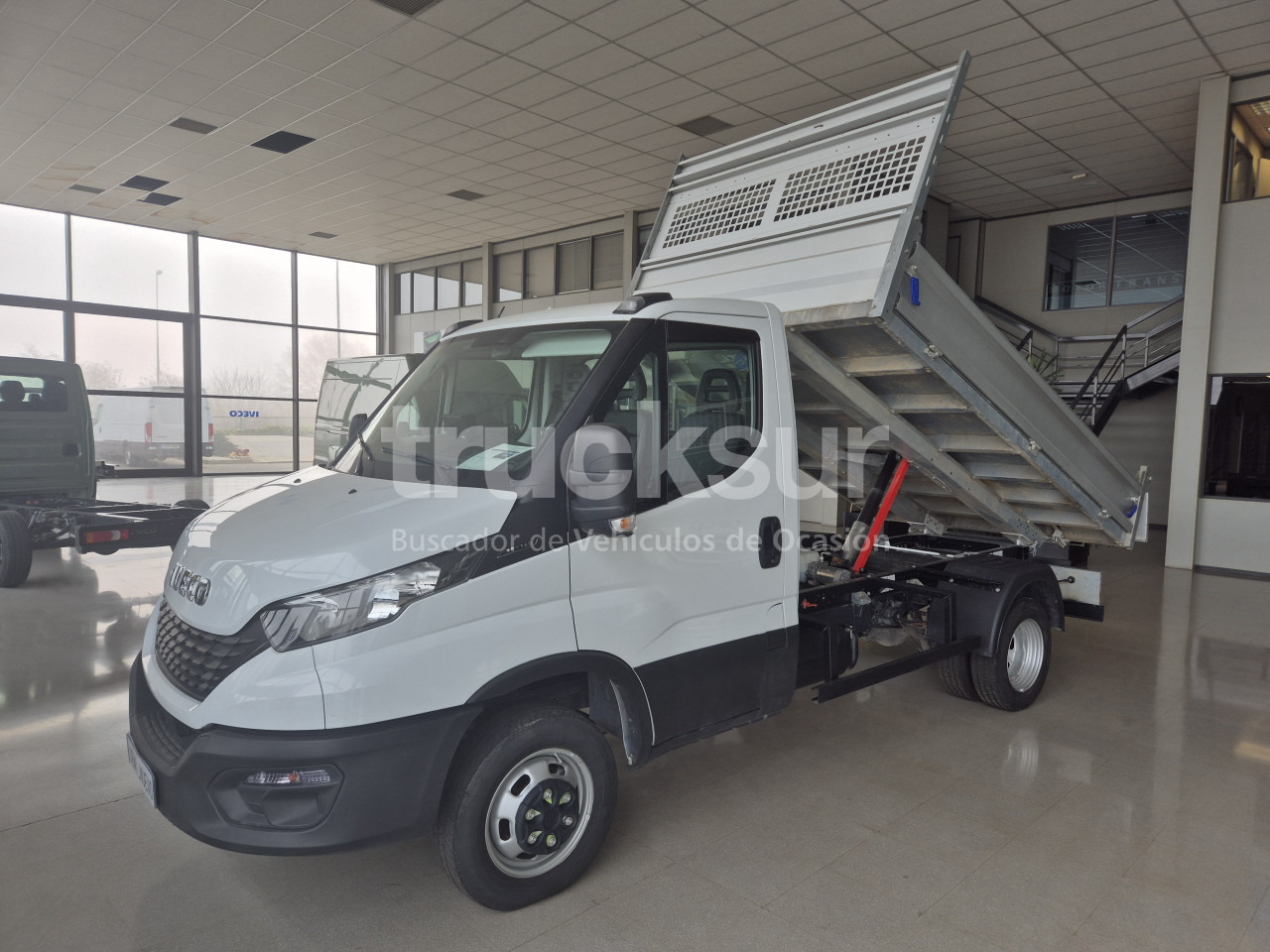 IVECO DAILY 35C14H - Kipper Transporter: das Bild 1 IVECO DAILY 35C14H - Kipper Transporter: das Bild 1