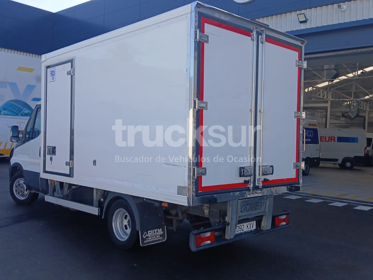 IVECO DAILY 35C15 FRC-X - Koffer Transporter: das Bild 3 IVECO DAILY 35C15 FRC-X - Koffer Transporter: das Bild 3