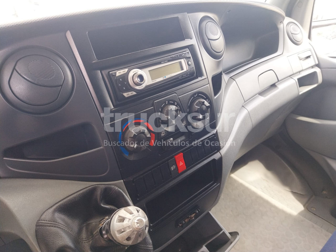 Koffer Transporter IVECO DAILY 35S12 7M3: das Bild 15