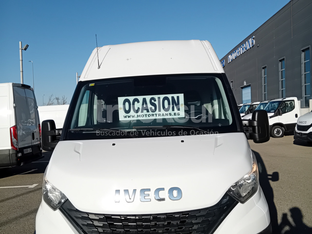 IVECO DAILY 35S16 12M3 - Koffer Transporter: das Bild 3 IVECO DAILY 35S16 12M3 - Koffer Transporter: das Bild 3
