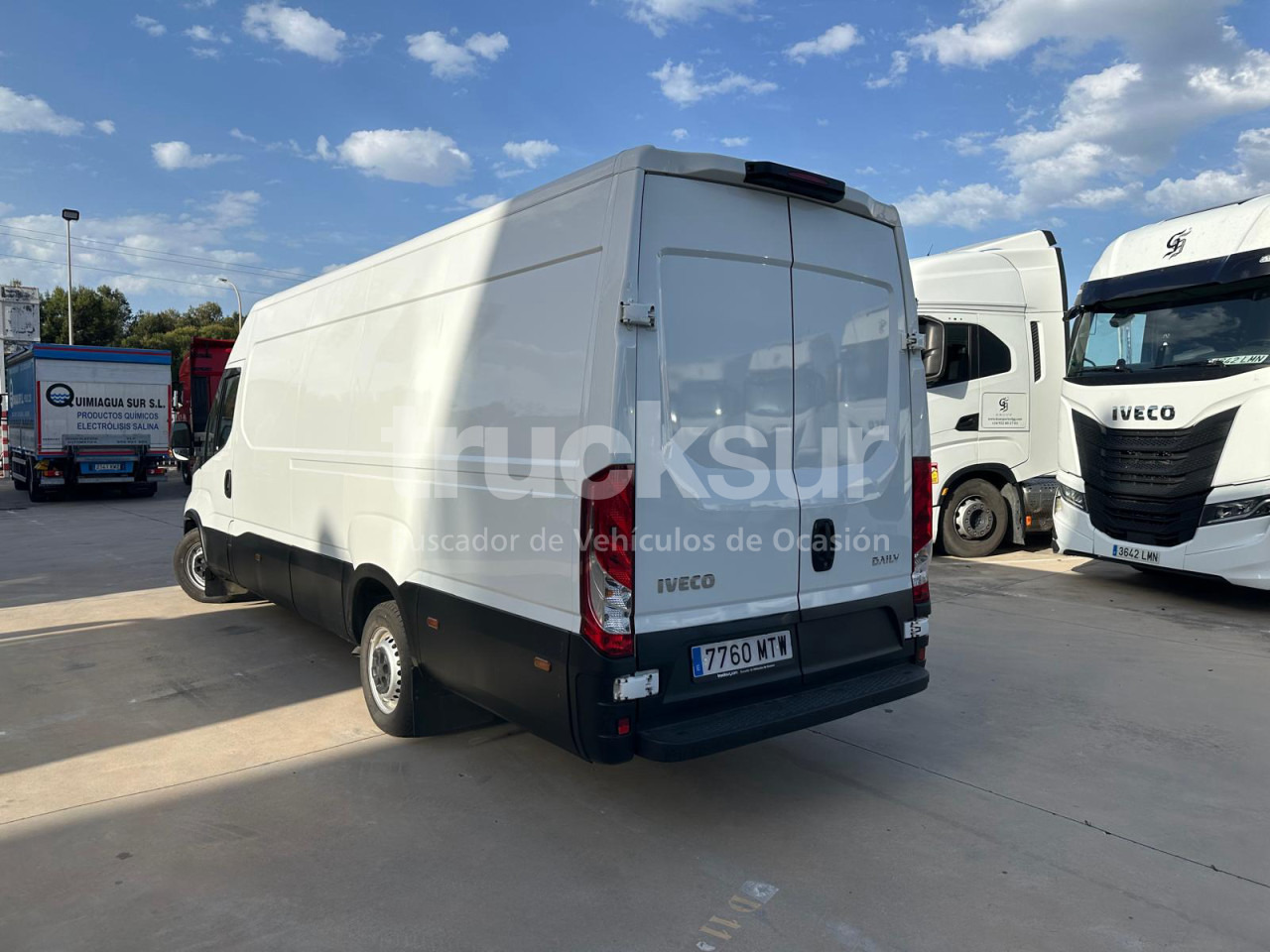 IVECO DAILY 35S16 F 16M3 - Koffer Transporter: das Bild 5 IVECO DAILY 35S16 F 16M3 - Koffer Transporter: das Bild 5
