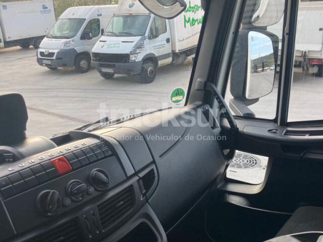 Koffer LKW IVECO EUROCARGO 140E25: das Bild 11