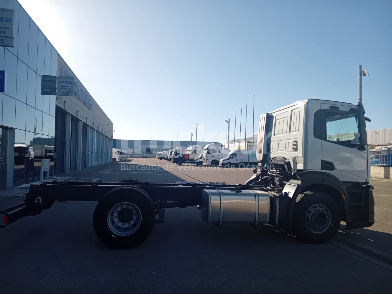 IVECO X-WAY 420 - Fahrgestell LKW: das Bild 4 IVECO X-WAY 420 - Fahrgestell LKW: das Bild 4