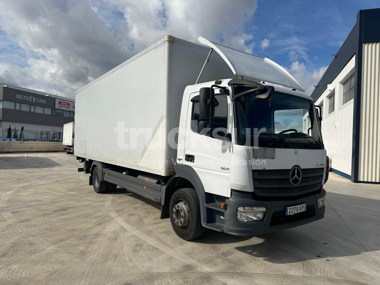 MERCEDES ATEGO - Koffer LKW: das Bild 2 MERCEDES ATEGO - Koffer LKW: das Bild 2