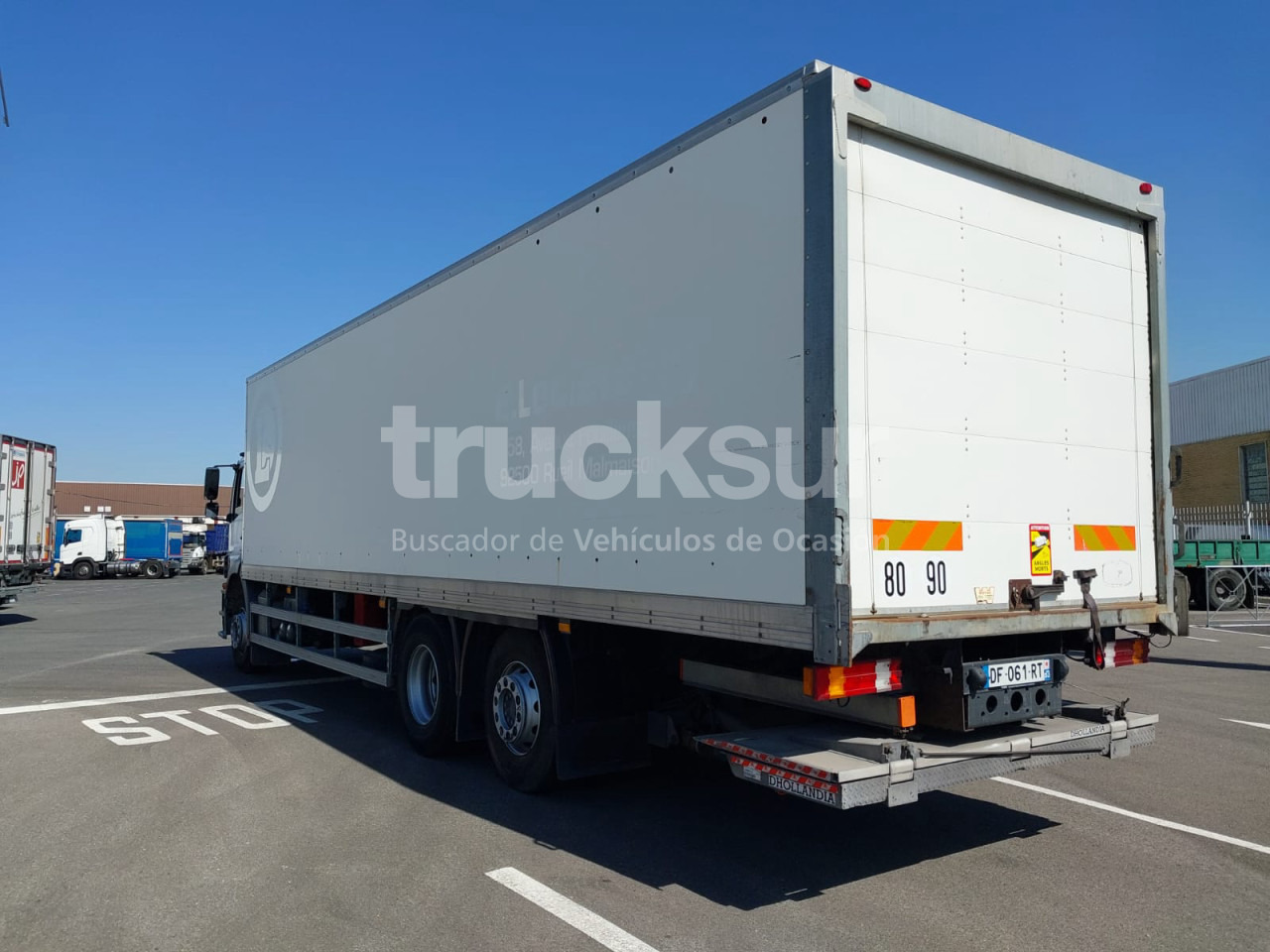 MERCEDES AXOR 2529 ejes 6x2*4 - Koffer LKW: das Bild 3 MERCEDES AXOR 2529 ejes 6x2*4 - Koffer LKW: das Bild 3