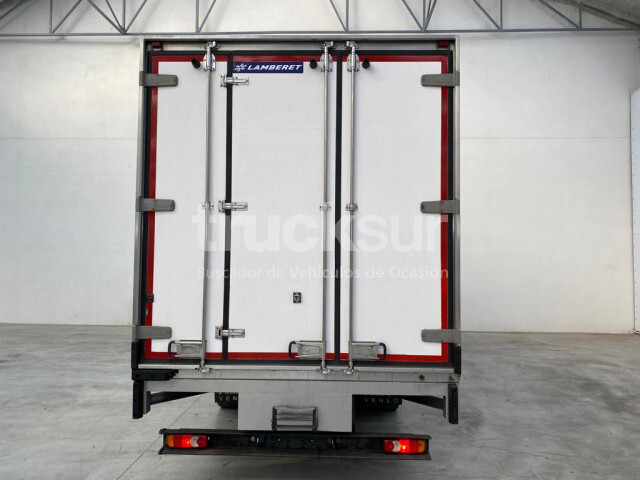 RENAULT D240.12 - Kühlkoffer LKW: das Bild 4 RENAULT D240.12 - Kühlkoffer LKW: das Bild 4