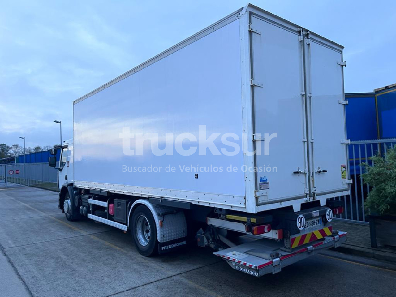 RENAULT D280.18 - Koffer LKW: das Bild 5 RENAULT D280.18 - Koffer LKW: das Bild 5