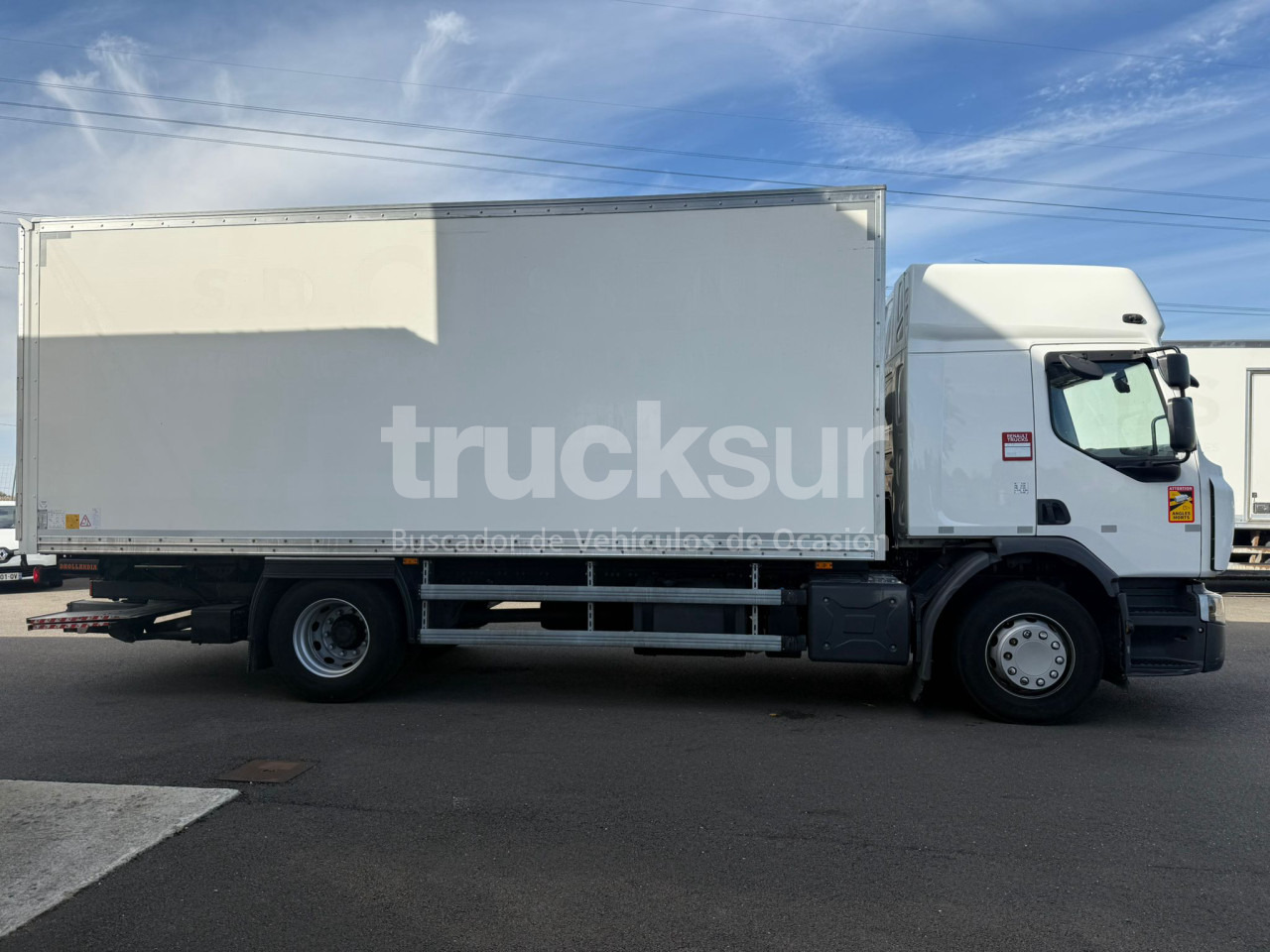 RENAULT D320.18 - Koffer LKW: das Bild 5 RENAULT D320.18 - Koffer LKW: das Bild 5