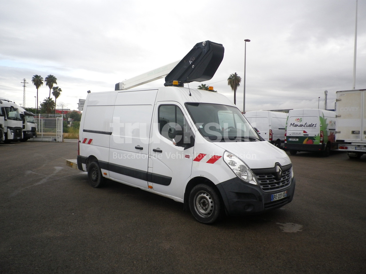 RENAULT MASTER 130.35 CESTA - Koffer Transporter: das Bild 2 RENAULT MASTER 130.35 CESTA - Koffer Transporter: das Bild 2