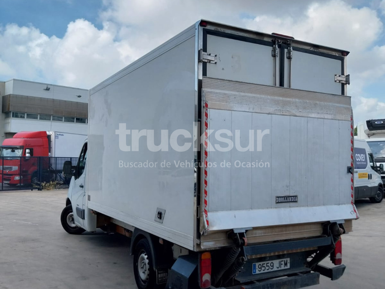 RENAULT MASTER 165.35 P/E - Koffer Transporter: das Bild 4 RENAULT MASTER 165.35 P/E - Koffer Transporter: das Bild 4