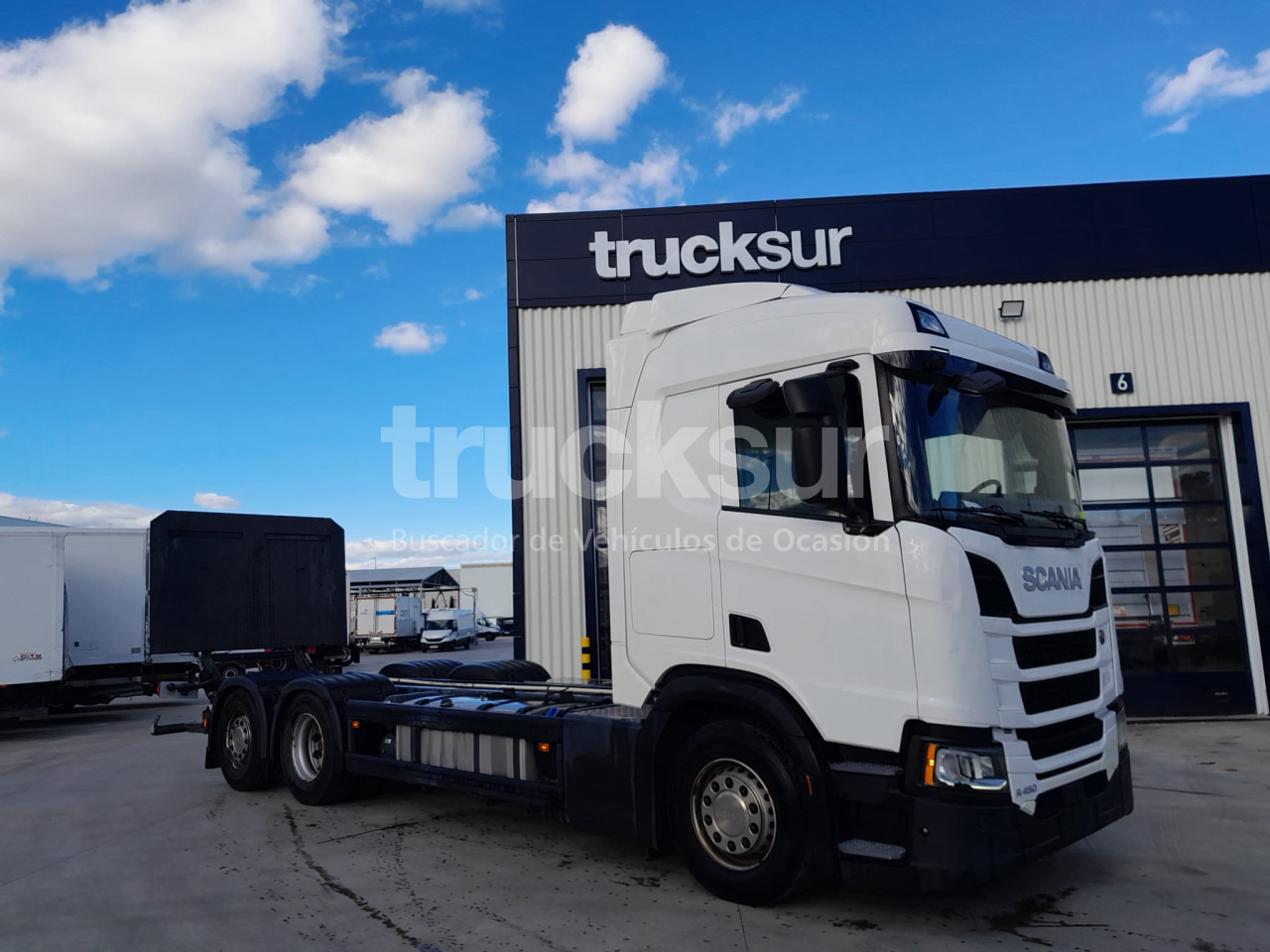 SCANIA R450.26 ejes 6x2*4 - Fahrgestell LKW: das Bild 2 SCANIA R450.26 ejes 6x2*4 - Fahrgestell LKW: das Bild 2