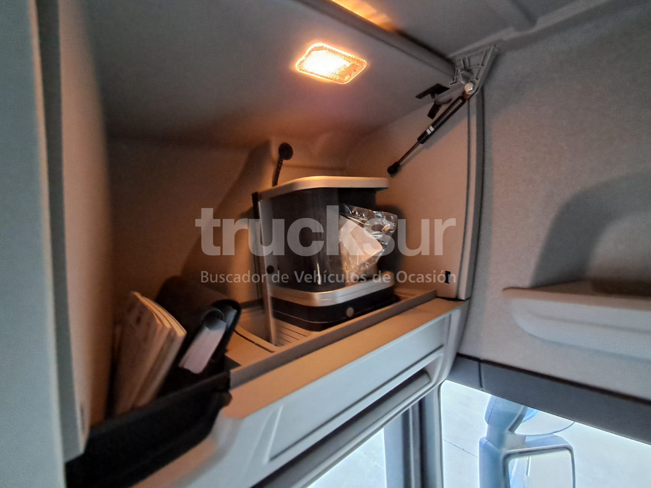 Fahrgestell LKW SCANIA R530: das Bild 16 Fahrgestell LKW SCANIA R530: das Bild 16