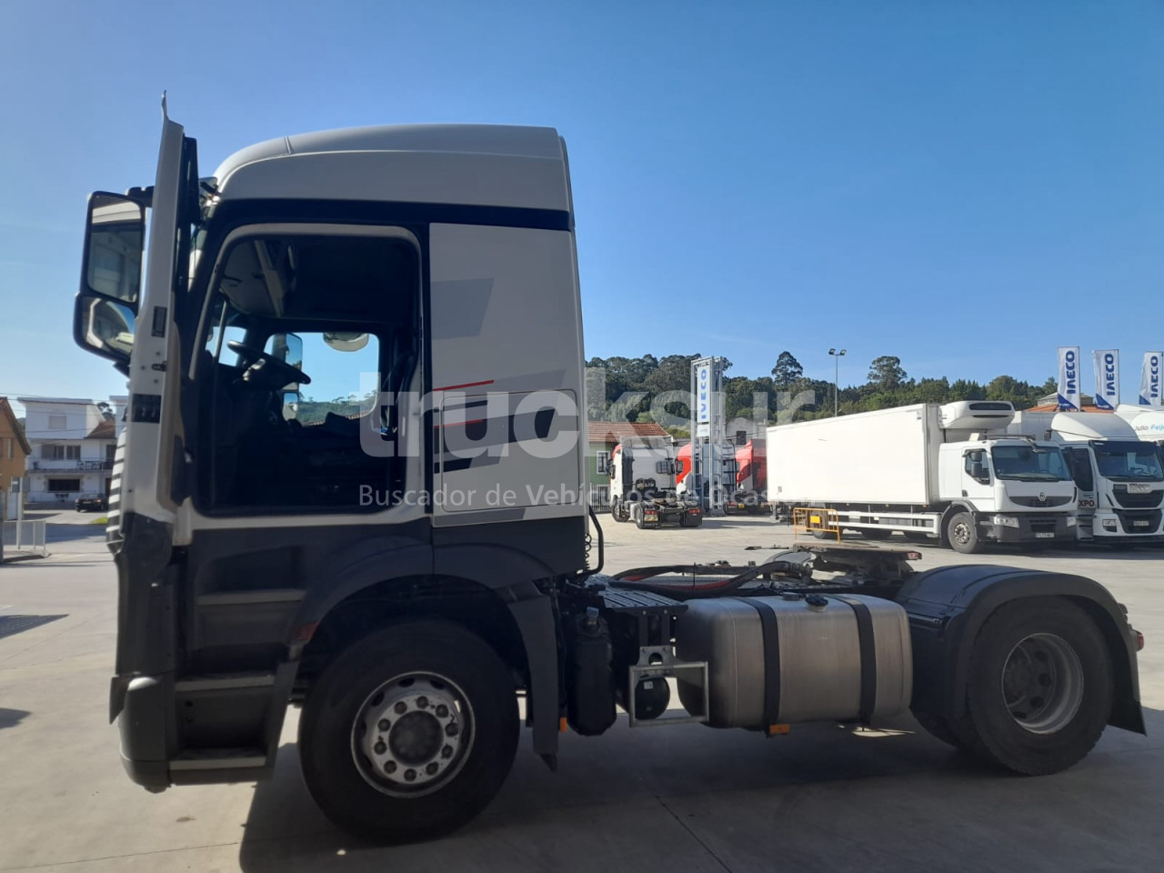 MERCEDES ACTROS 1848F - Sattelzugmaschine: das Bild 5 MERCEDES ACTROS 1848F - Sattelzugmaschine: das Bild 5