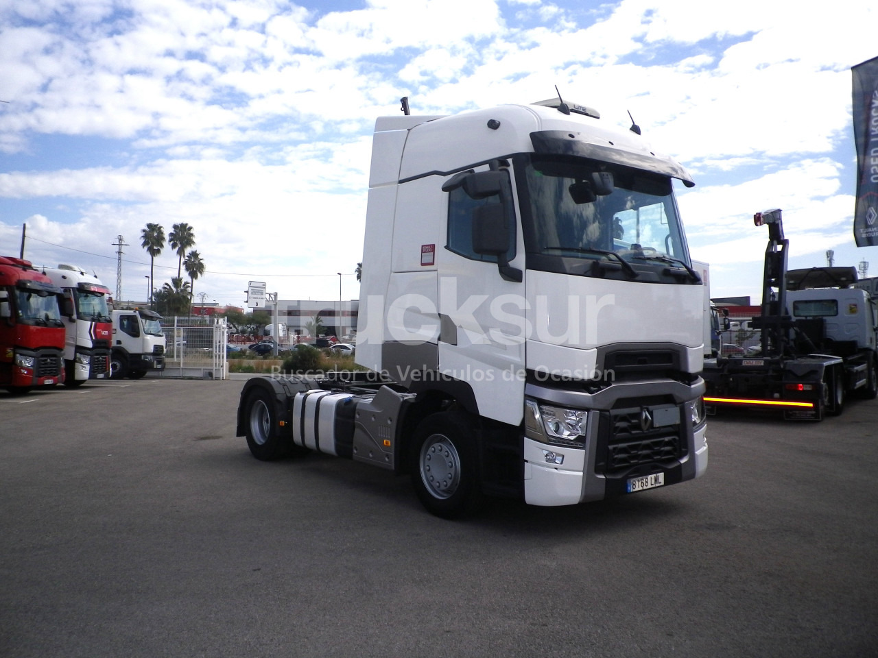 RENAULT T520 HIGH SLEEPER CAB - Sattelzugmaschine: das Bild 3 RENAULT T520 HIGH SLEEPER CAB - Sattelzugmaschine: das Bild 3